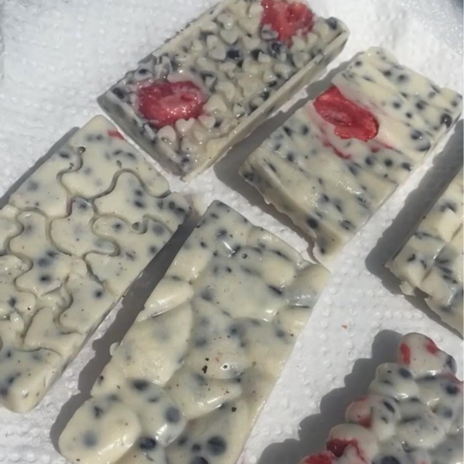 White chocolate bark pieces with bits of fruit